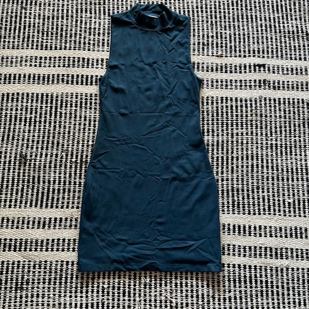 Babaton Aritzia Size small teal blue fitted dress